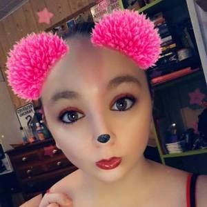 Meet your Posher, Marisa